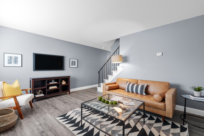 Townhomes at Bexley Creek, Columbus, OH 43209 - photo 2