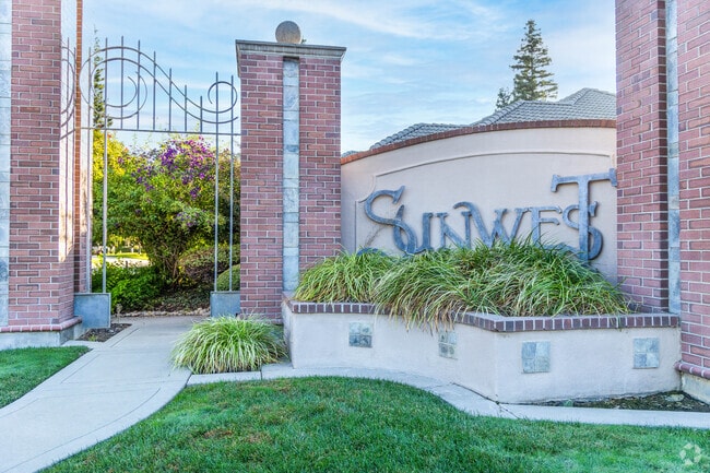 There's a grand entrance welcoming people into the Sunwest neighborhood of Lodi.