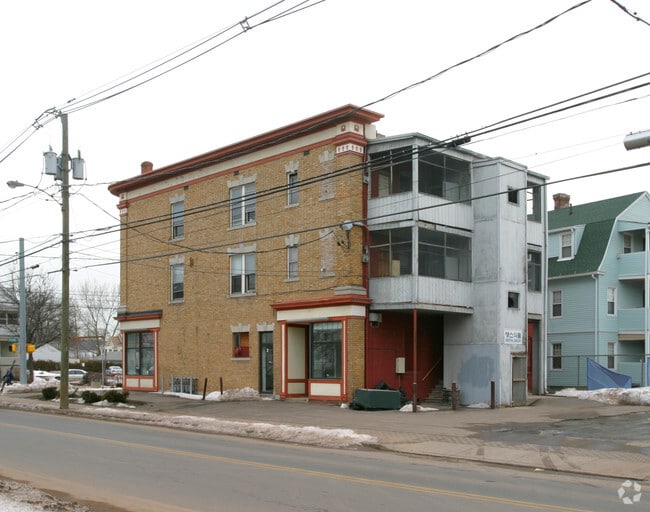 165-169 Park Rd, West Hartford, CT 06119 - photo 3