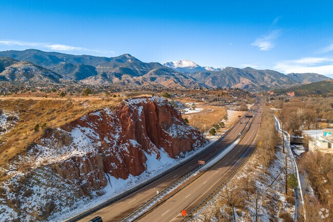Commutes in and out of Cedar Heights on highway 24 are beautiful.