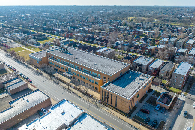 Cuffe Math, Science & Technology Academy Elementary School is located in Chicago, IL.