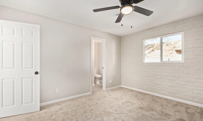 326 E Linden St, Tucson, AZ 85705 - photo 7