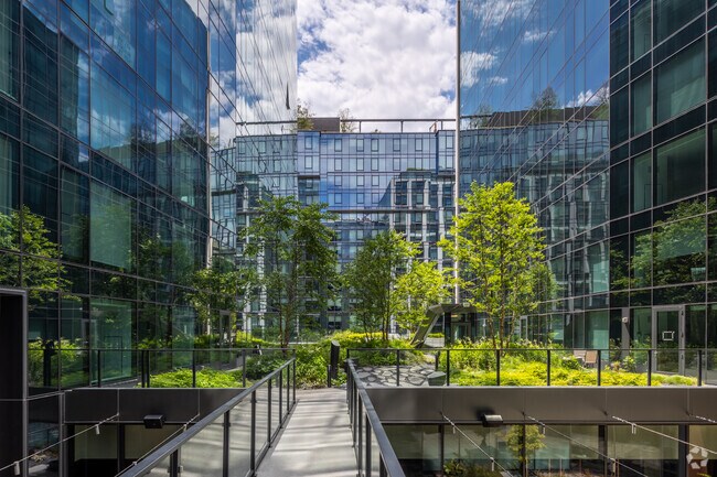 Crossing DC, Washington, DC 20003 - photo 5