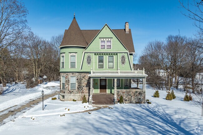 Vibrant Victorian homes can be found throughout Sturgeon Bay.