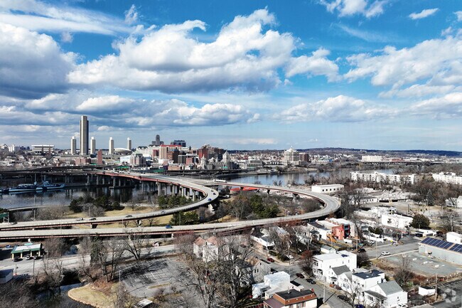 With views like this Rensselaer is a quick jump to Albany and more.