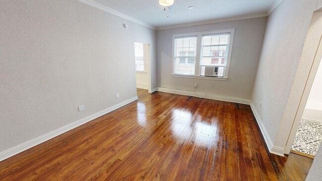 La Chalfonte Apartments...Newly Renovated and Stylish..Great Location!, Los Angeles, CA 90005 - photo 6