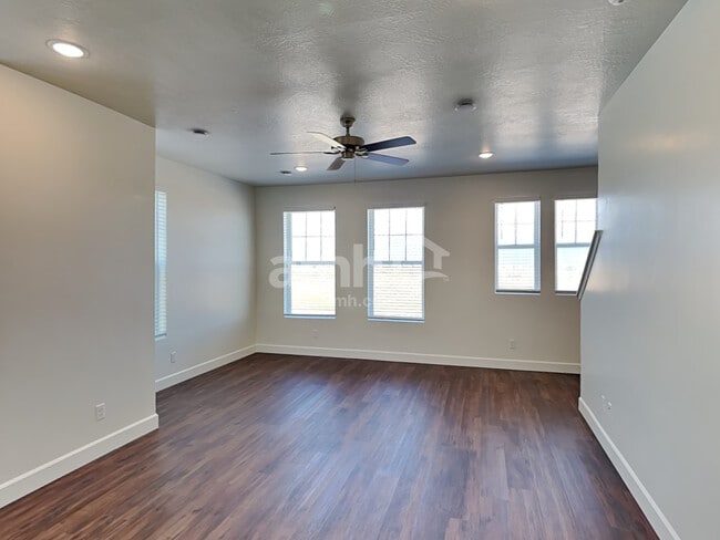 11022 S Trocadero Ave, South Jordan, UT 84009 - photo 4