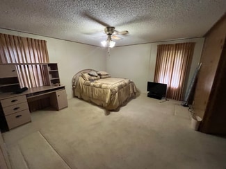 4606 La Force St, Zephyrhills, FL 33542