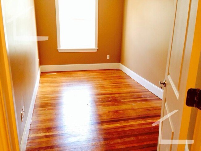 8 Saint Lukes Rd unit 3, Allston, MA 02134 - photo 5