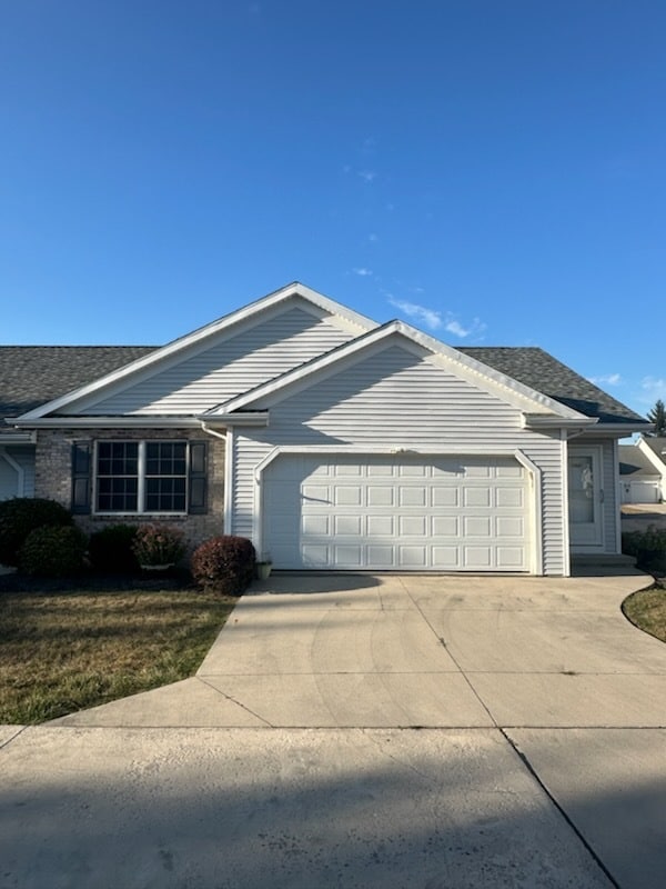 123 Eagles Point W Unit 123, Lima, OH 45805