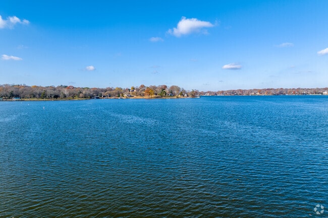The Shutes Branch Recreation Area in Green Hill has a boat ramp for the Old Hickory Lake.