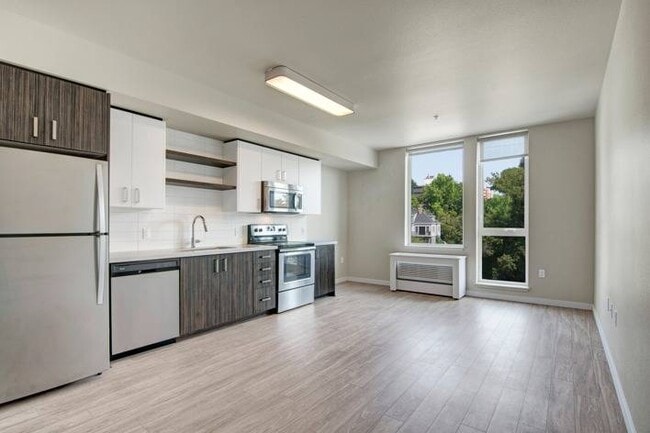 Tanner Flats Apartments, Portland, OR 97201 - photo 3