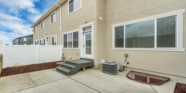 6987 S Mt Meek Dr unit 36457967, West Jordan, UT 84081 - photo 2