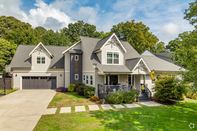 There are many amazing newly built homes to be found throughout Colonial Village.