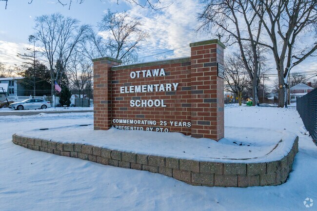 Ottawa Elementary School sign.