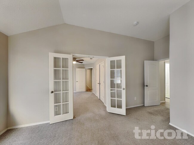 304 Dakota Dr, Arlington, TX 76002 - photo 7