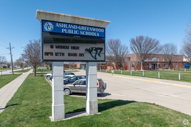 Ashland-Greenwood Middle School has an overall Niche grade of B minus.