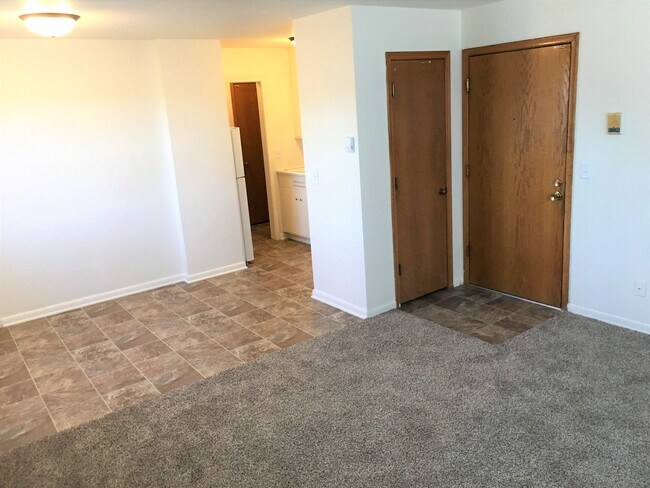 4060 4th St NE, Columbia Heights, MN 55421 - photo 4