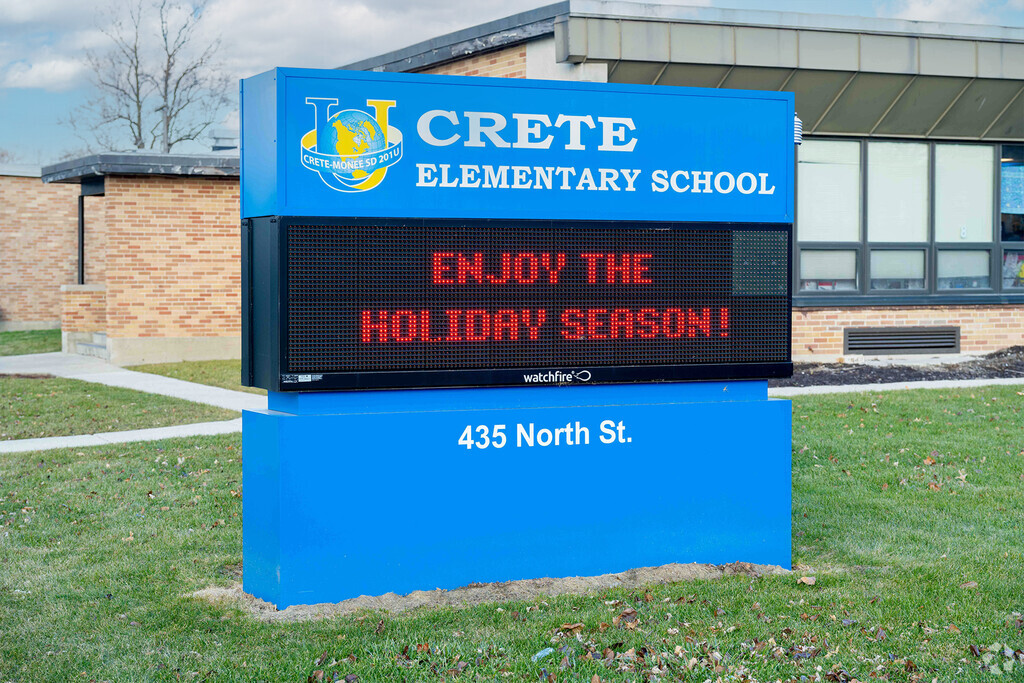 Crete Elementary School serves K-5th grade students in Crete, IL.