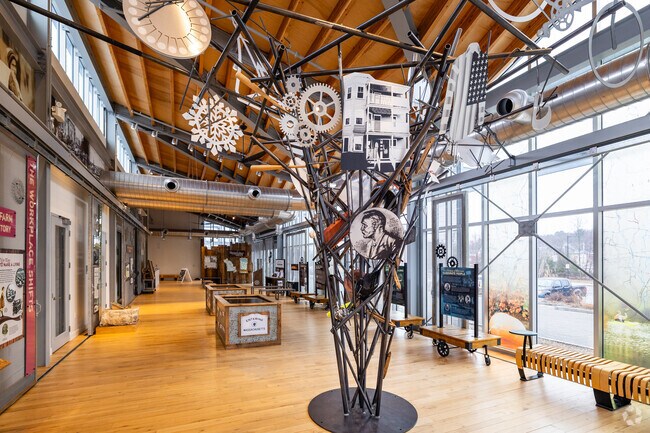 Learn about the industrial history of the area at the Blackstone Valley Corridor Visitors Center in College Hill.