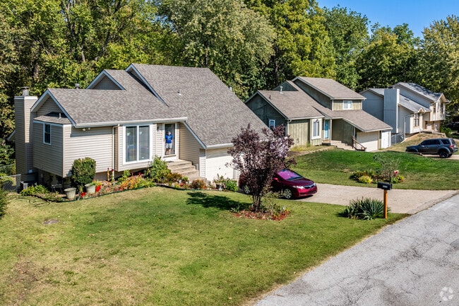 Several homes in North Overland Park Hills have nice curb appeal.