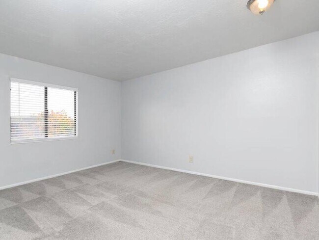 Fox Creek, Layton, UT 84041 - photo 3