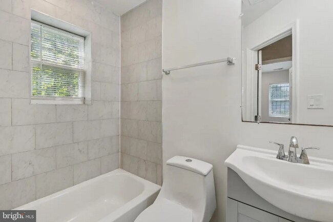 430 Condon Terrace SE unit 3, Washington, DC 20032 - photo 5