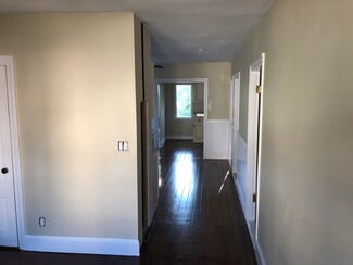 16 Tecumseh St Unit 3, Providence, RI 02906