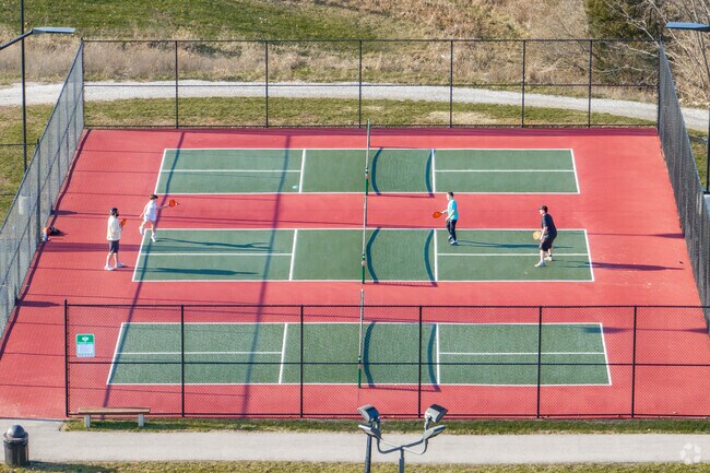 Memorial Park is Independence's largest park with pickleball and basketball courts.