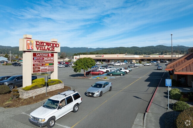 Redwood Village Shopping Center in Fortuna offers all the coveniences including grocery shopping, fast food, salons and a laundromat.