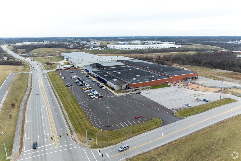 The Frankfort Christian Academy in Frankfort, Kentucky serves 311 students in grades Pre K - 12.