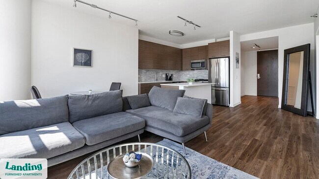 347 W Chestnut St unit 1313.1404622, Chicago, IL 60610 - photo 3