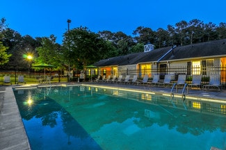 772 Pointe Pkwy S, Jonesboro, GA 30238