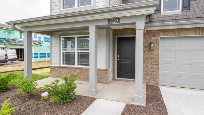 7509 Big Bend Blvd, Indianapolis, IN 46113 - photo 2