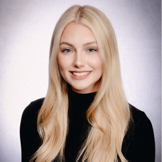 Natalie Smires