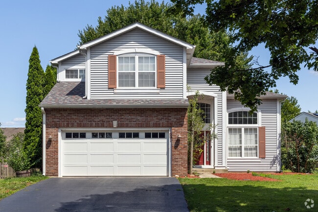 Cider Creek has many single family homes that are have attached garages.