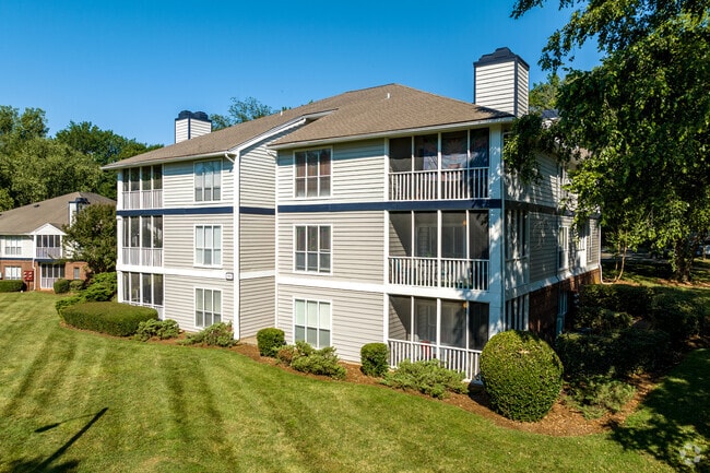 The Sterling neighborhood has a variety of apartment styles to choose from.