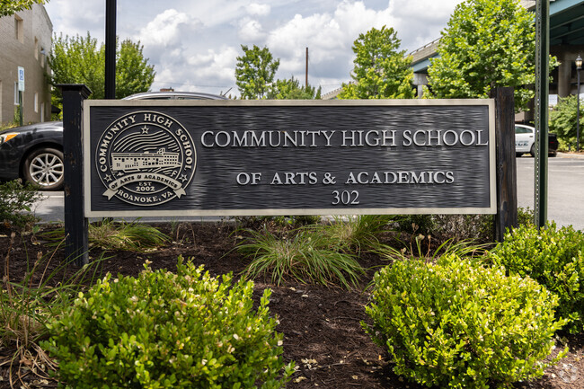 Community High School is a private Arts and Academics in Roanoke.