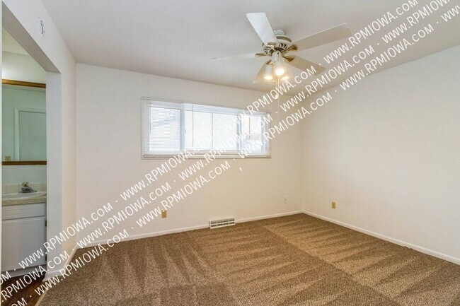 2722 Park Ave, Des Moines, IA 50321 - photo 7