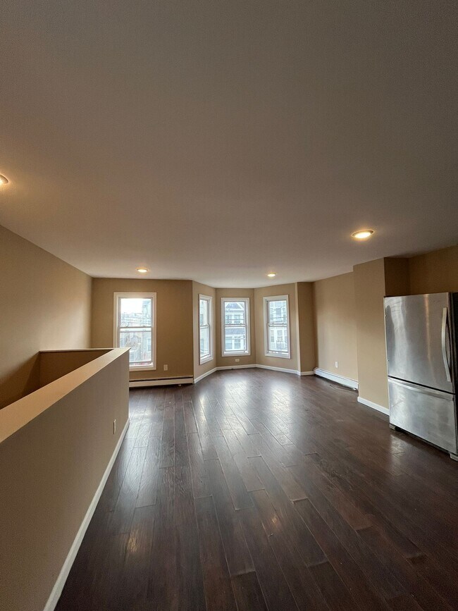 622 Bramhall Ave unit 2, Jersey City, NJ 07304 - photo 2