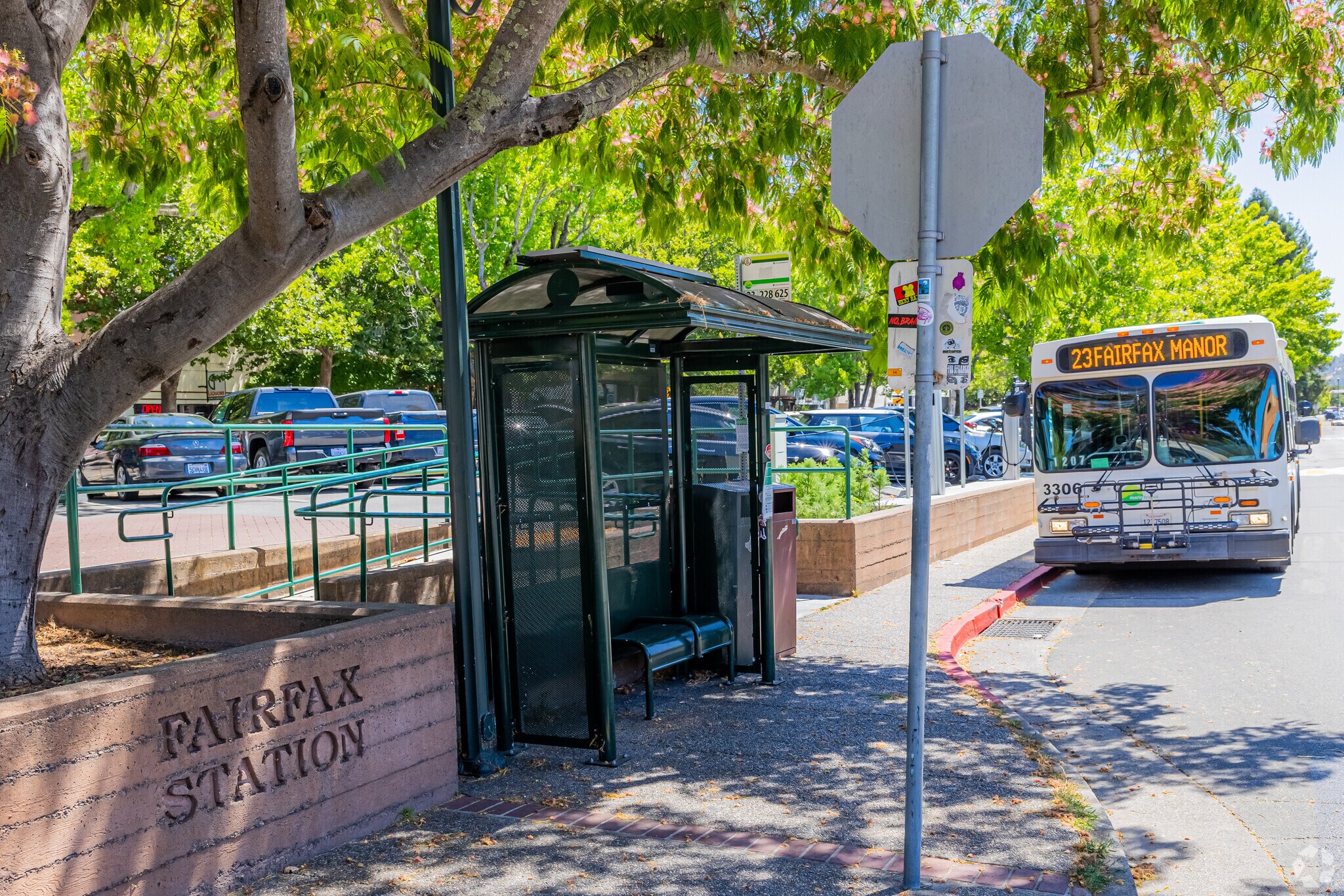 There is great access to public transit in the nearby town of Fairfax.