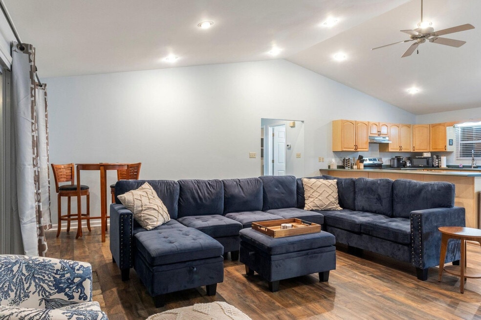 160 Hugh Dorsey Rd unit ID1302822P, Hartwell, GA 30643 - photo 1