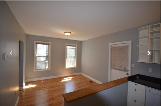 10 Cheever Ct unit 1, Boston, MA 02128 - photo 4