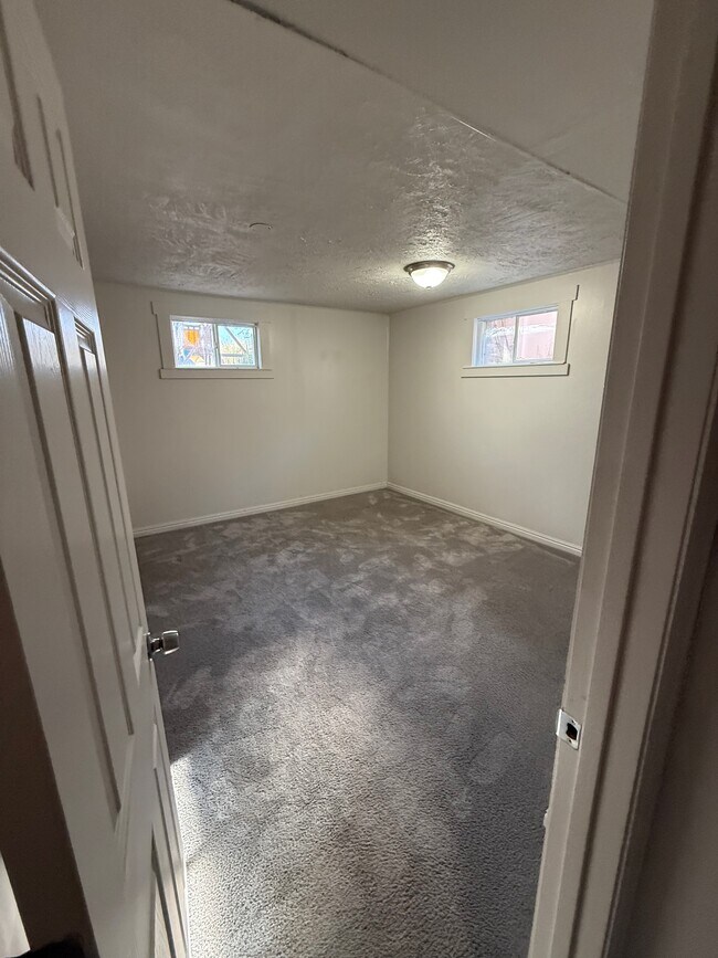 1105 W 10550 S unit Burr Basement, South Jordan, UT 84095 - photo 6