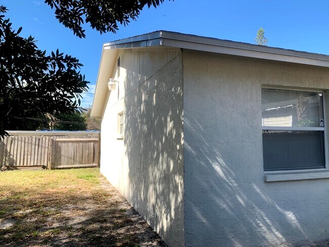 4134 12th Ave S, Saint Petersburg, FL 33711 - photo 6