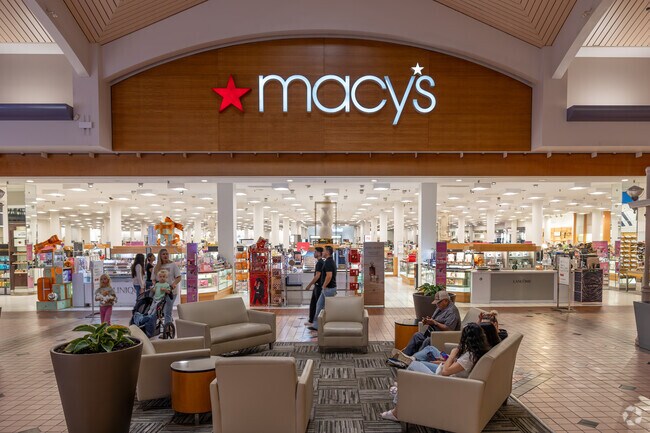 Explore Macy’s at Columbia Center near Meadow Springs for fashion and home essentials.