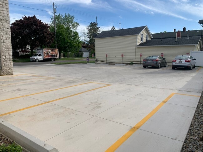 1031 Hancock St, Sandusky, OH 44870 - photo 4