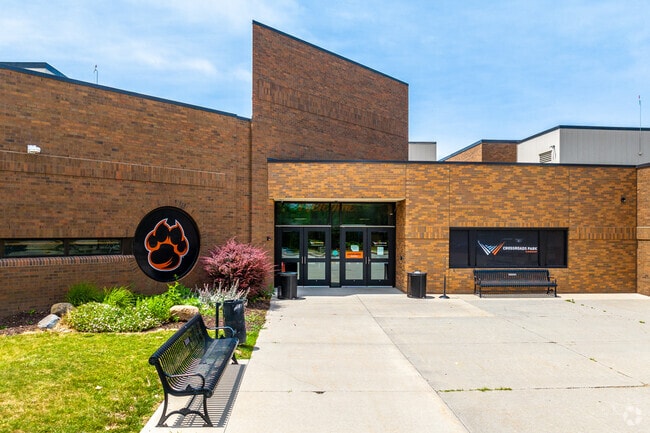 Crossroads Park Elementary School serves students in grades K-6.