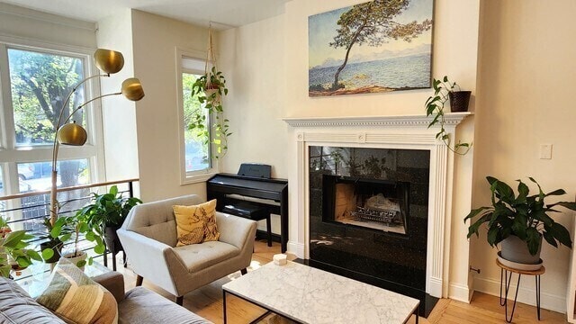 920 N Noble St unit 1, Chicago, IL 60642 - photo 2