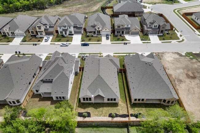 1709 Sauterne Dr, Leander, TX 78641 - photo 4